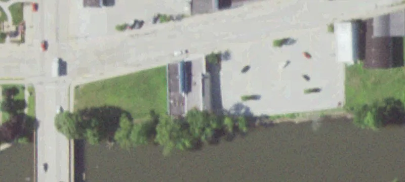 117 Riv St