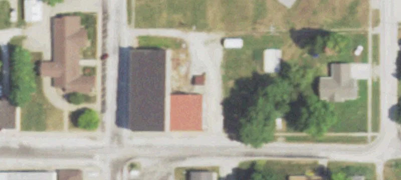 418 Superior St