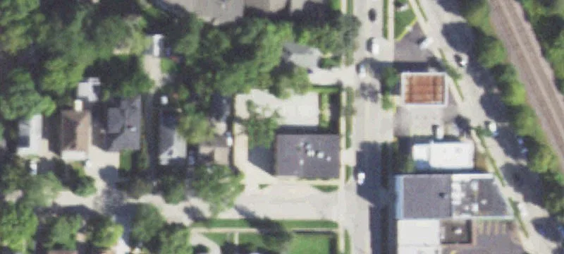 2132 Grn Bay Rd