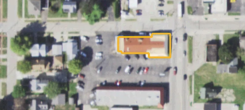 370 Main St