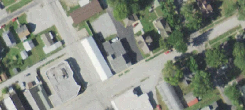 305 Park St