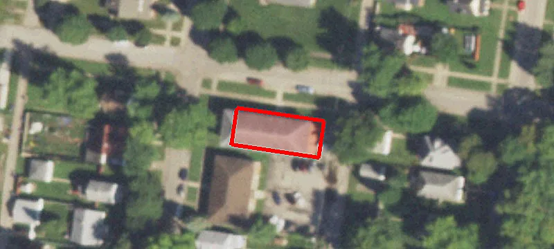 390 Walnut St