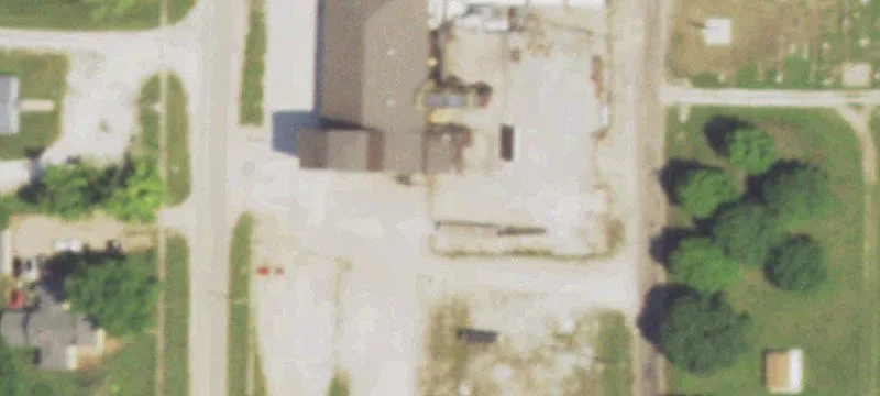 1005 Main St