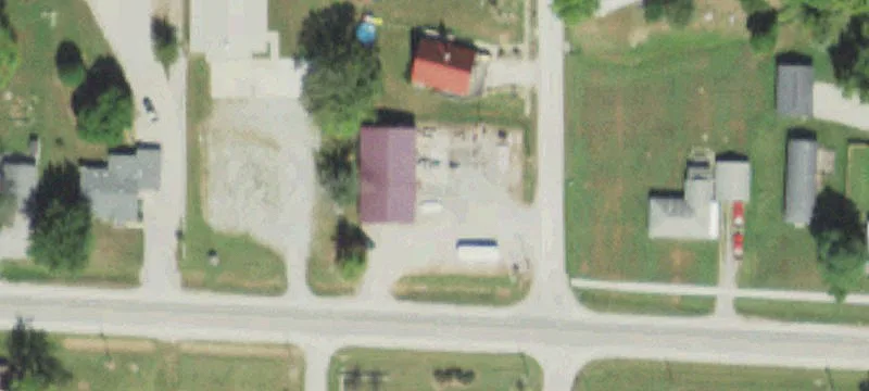 1110 Kinmundy Rd