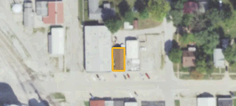 140 Main St
