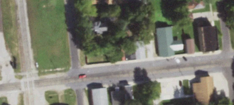 300 Main St