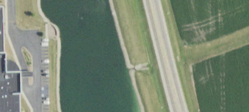 2275 Main St