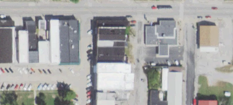 4th St