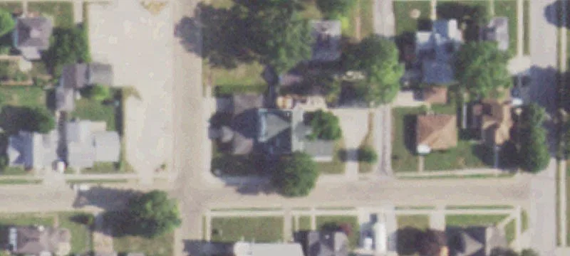 203 Illinois St