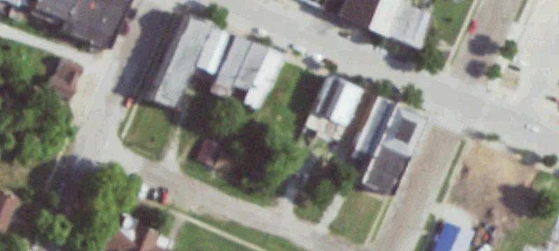418 Main St
