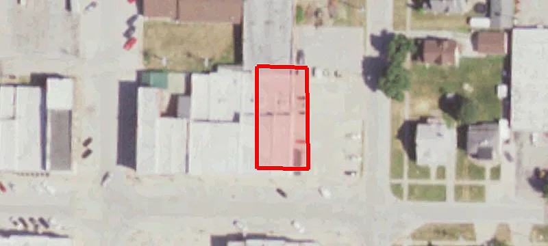 221 Main St