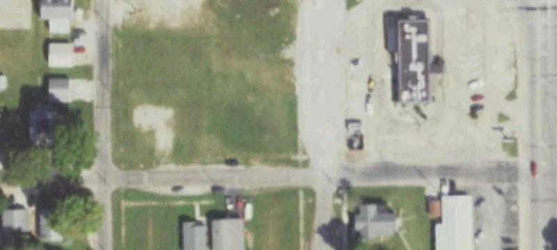 304 Monroe St