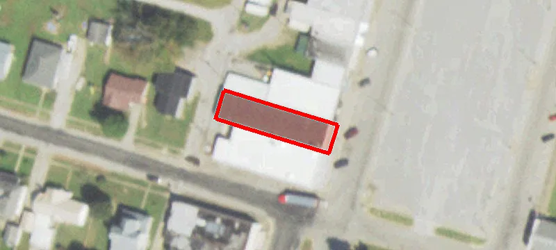 211 Lincoln Blvd