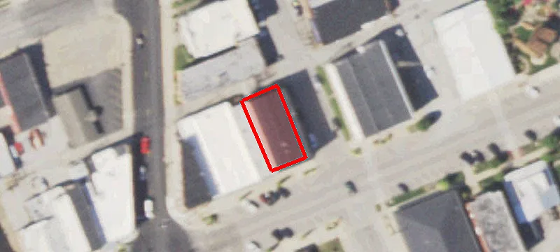 16 Main St