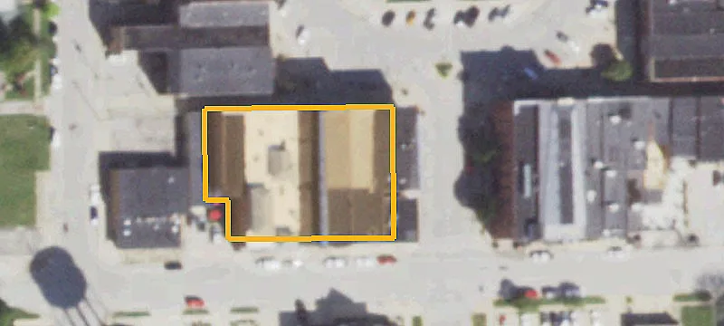 400 Side Sq