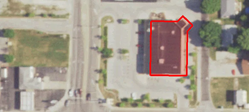 936 Main St