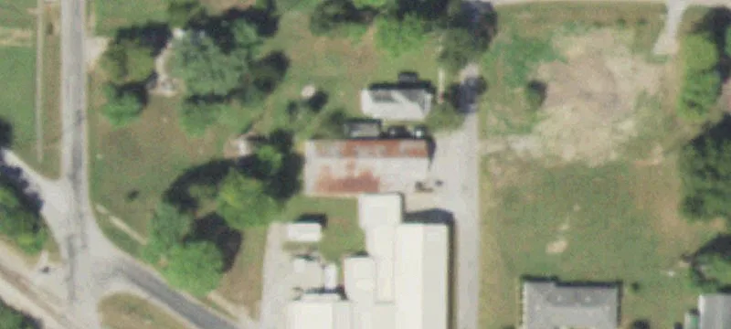 208 2nd St
