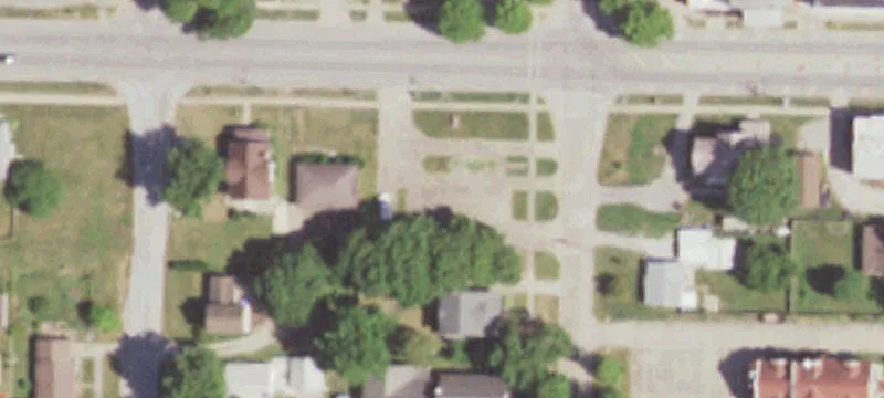 206 3rd St