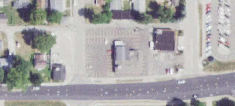 400 Dakota St
