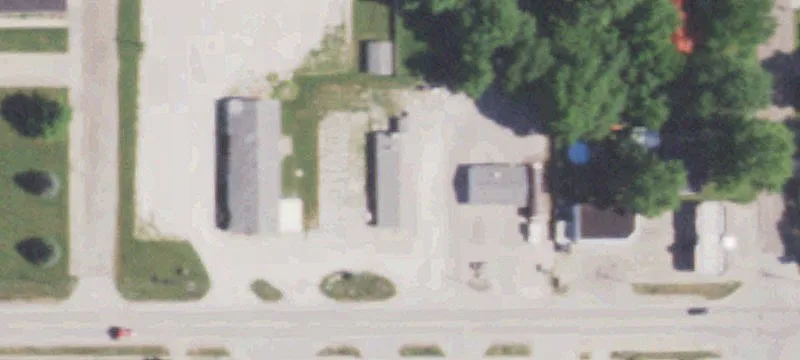 445 Elm St