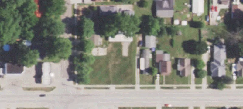 393 Elm St