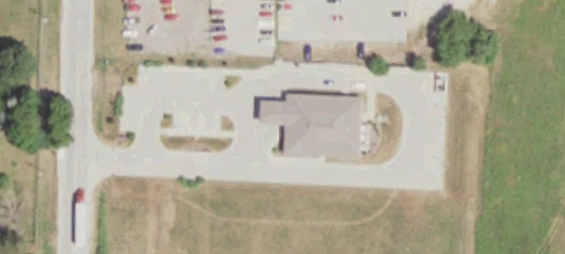 1225 Main St