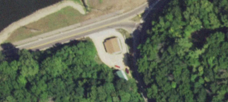 1024 Riv Rd