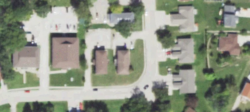 1090 Orange Ave