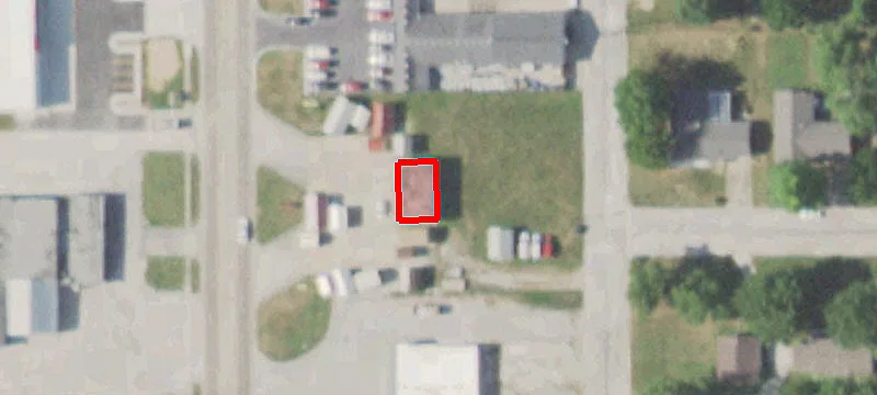 1190 Main St