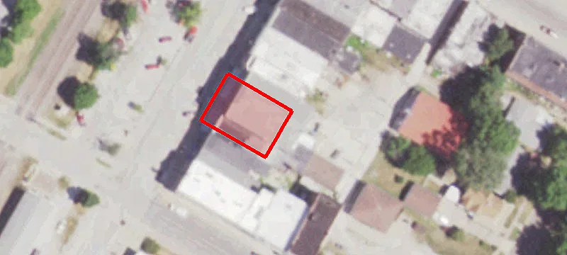446 Main St
