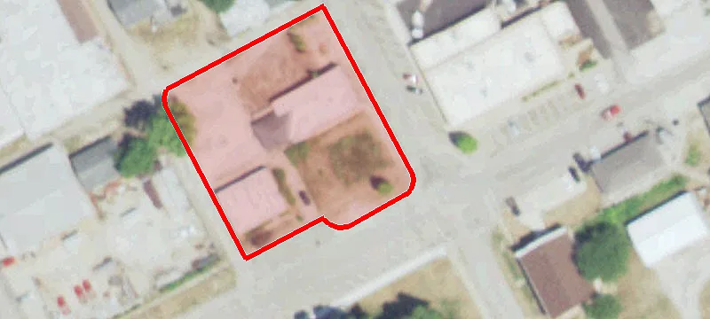 303 Edward St