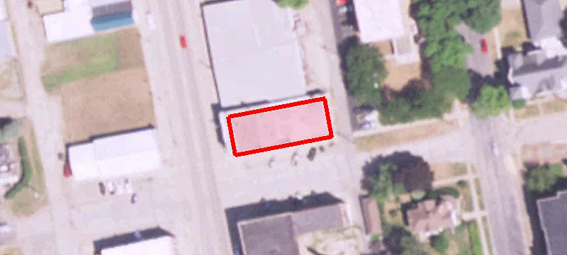 502 Main St