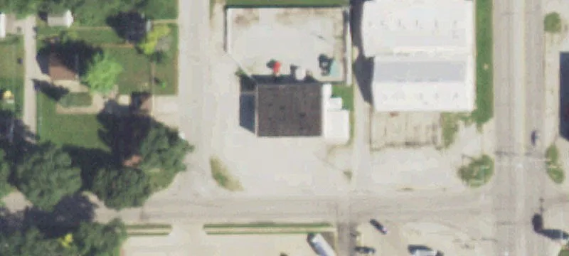 296 La Salle Ave
