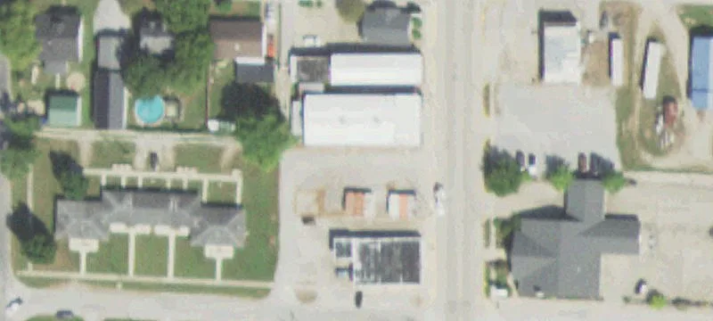 320 Main St
