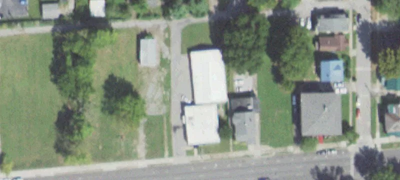 716 Main St