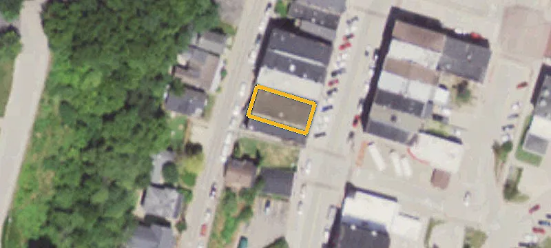 319 Main St