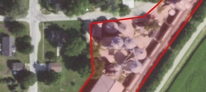 1019 Burt St