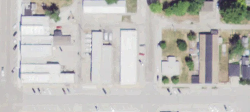 121 Santa Fe Ave