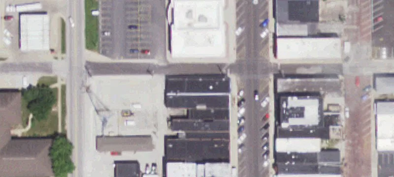 300 Main St