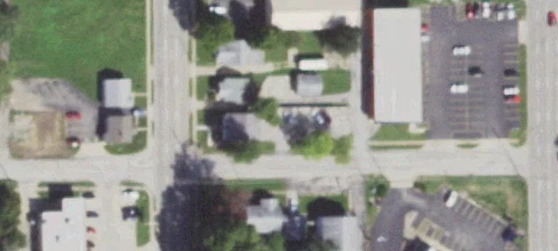 2604 Main St
