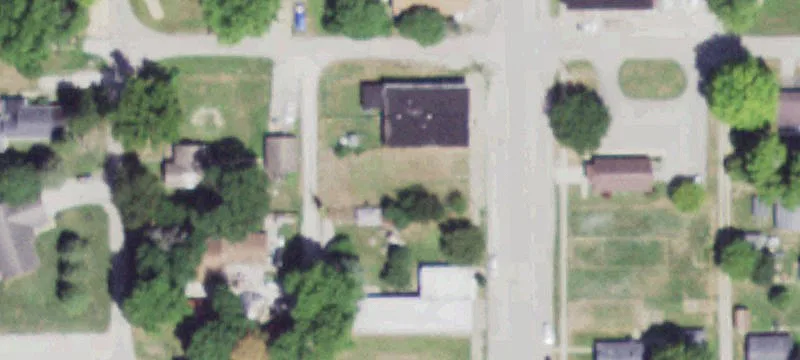 305 Cedar St