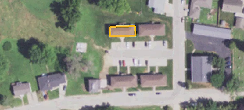 305 Hl St