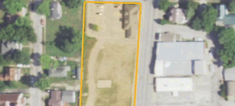 121 Main St