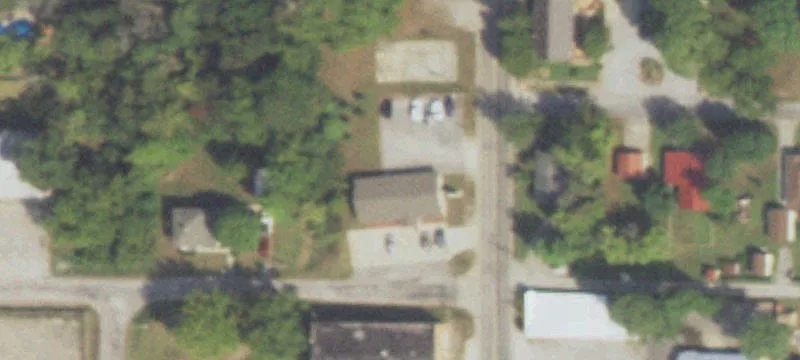 905 Victor St