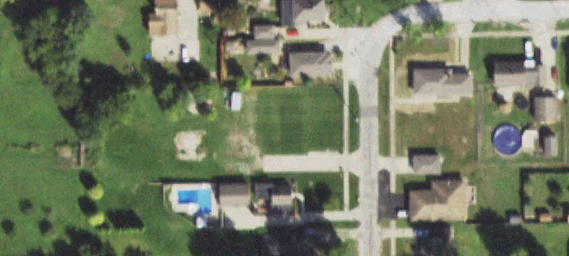 906 Vermillion St
