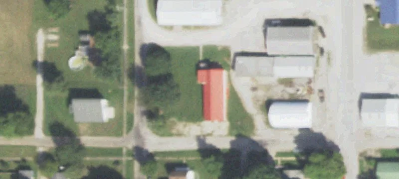110 4th St
