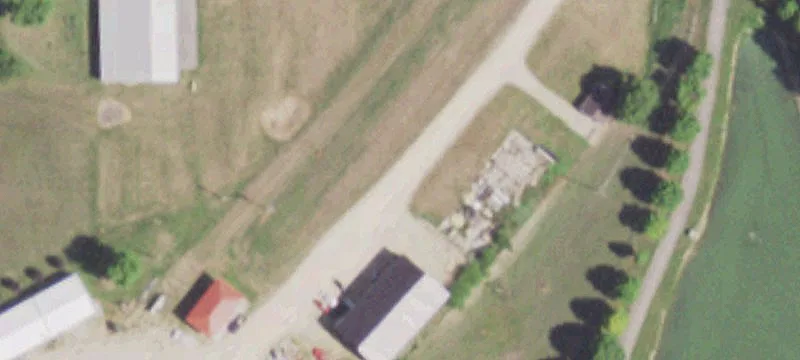 204 Roberts Ln