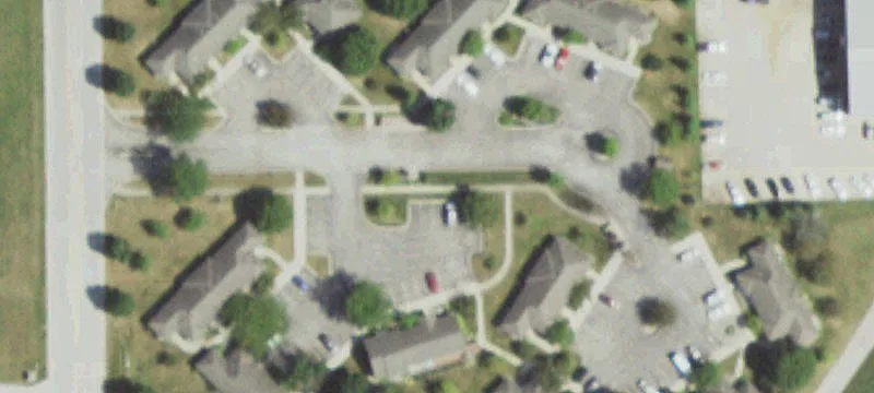 100 Lakeview Ct