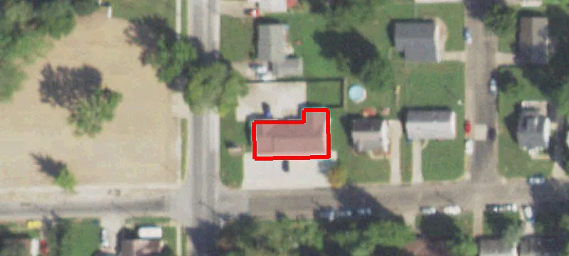 902 Locust St