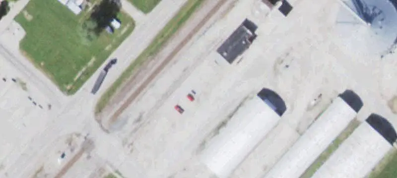 800 675th E Rd